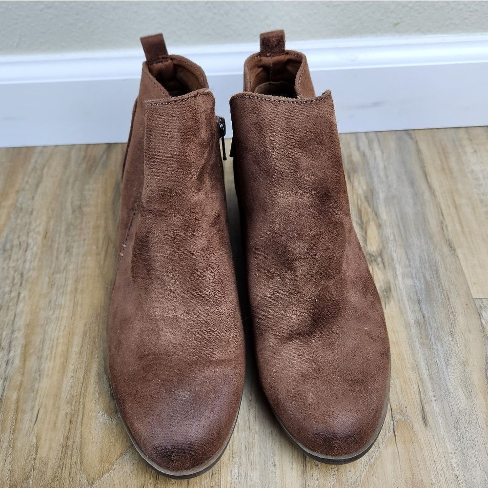 ☔️💛Arizona Jean Co Brown Gale Memory Foam Ankle Booties Size 8W - Picture 3 of 12